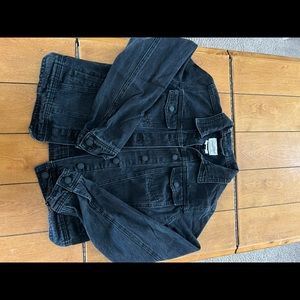 Black universal thread denim jacket